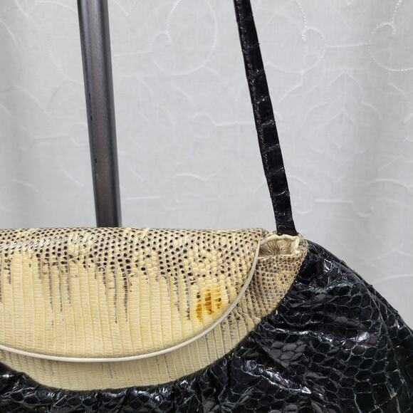 Vintage Snakeskin Clutch Purse Womens Cream Black Snap Closure Crossbody Strap - Picture 8 of 10